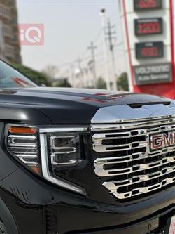 GMC Sierra